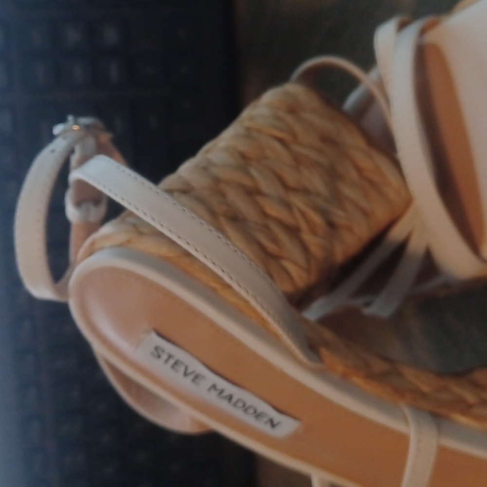Steve Madden Women's Belise Strappy Platform Espadrille Sandals - Picture 4 of 8